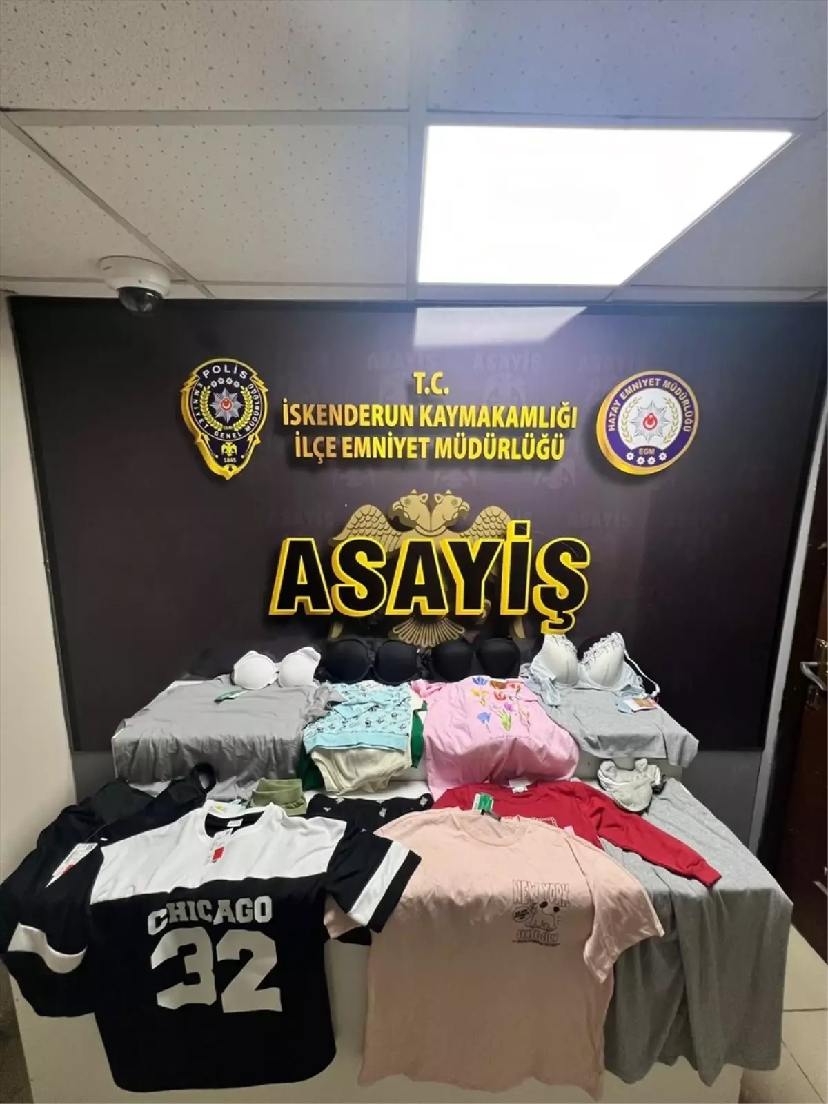 iskenderunda hirsizlik zanlisi tutuklandi Iz7nh7Ei