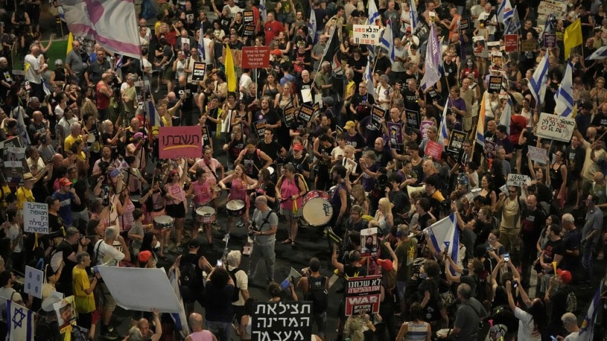 israilde hayat durdu netanyahu koseye sikisti DEBfKg85