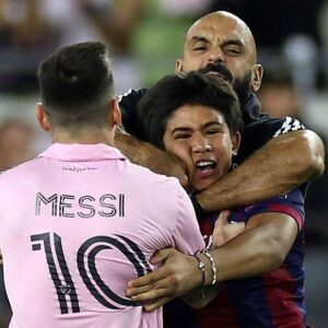 lionel messiyi her adiminda korudu 3 yilda milyoner oldu maasi cogu futbolcudan fazla 9iB3lp3l