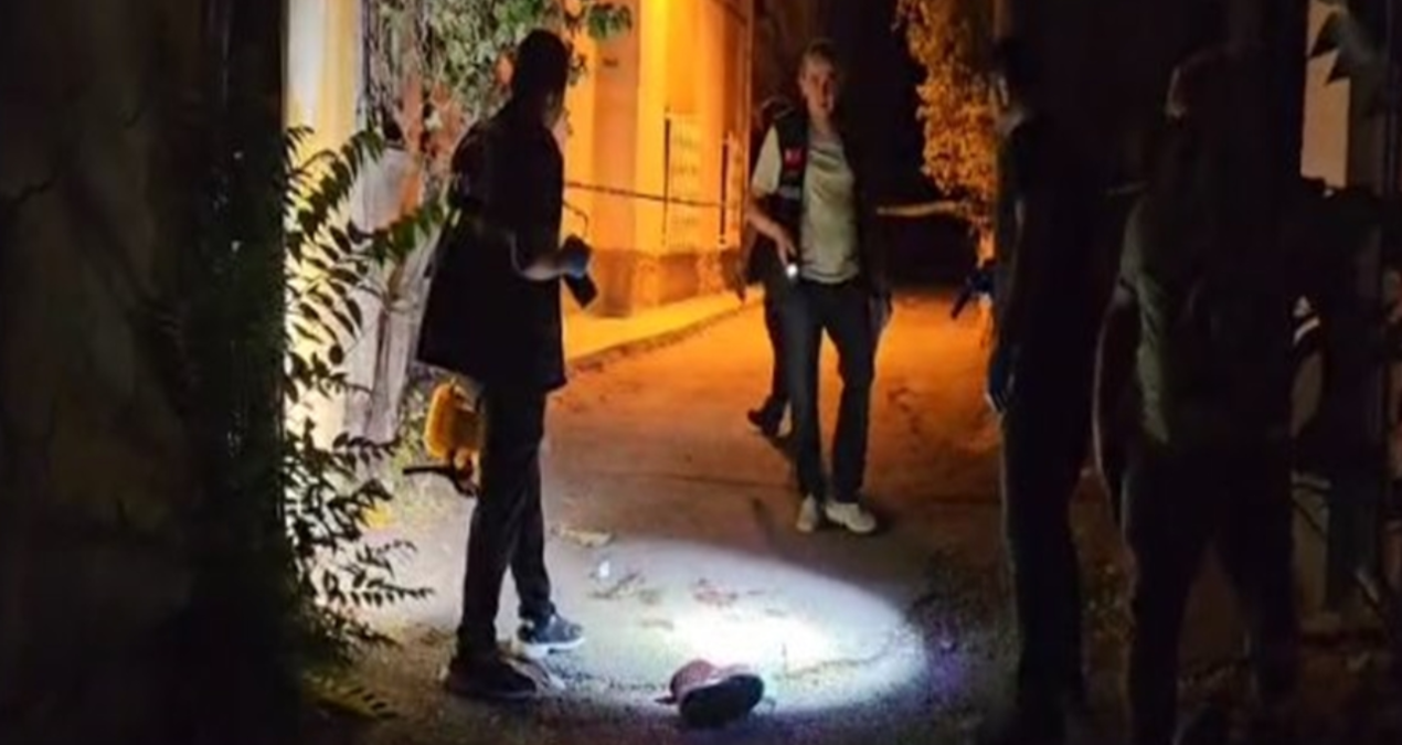 sokak ortasinda dehset pompali tufekle vurdular rgpMcVW2