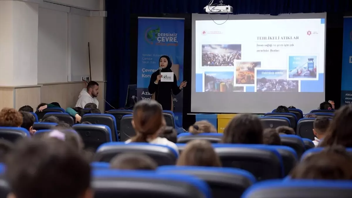 dersimiz cevre projesi ile 306 bin ogrenciye egitim SfgT5f6S