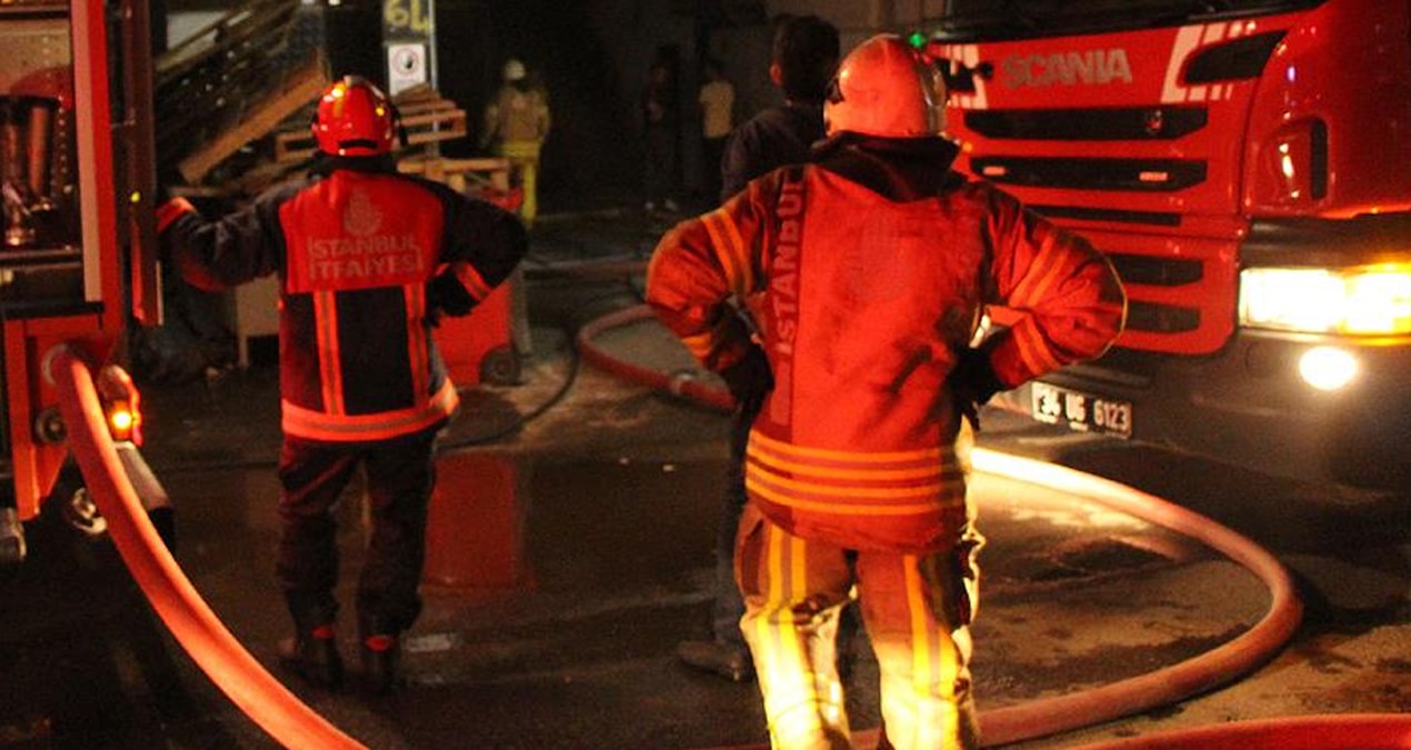 karsta bir evde cikan yangin diger evlere ulasmadan sonduruldu DVXPZ8CY