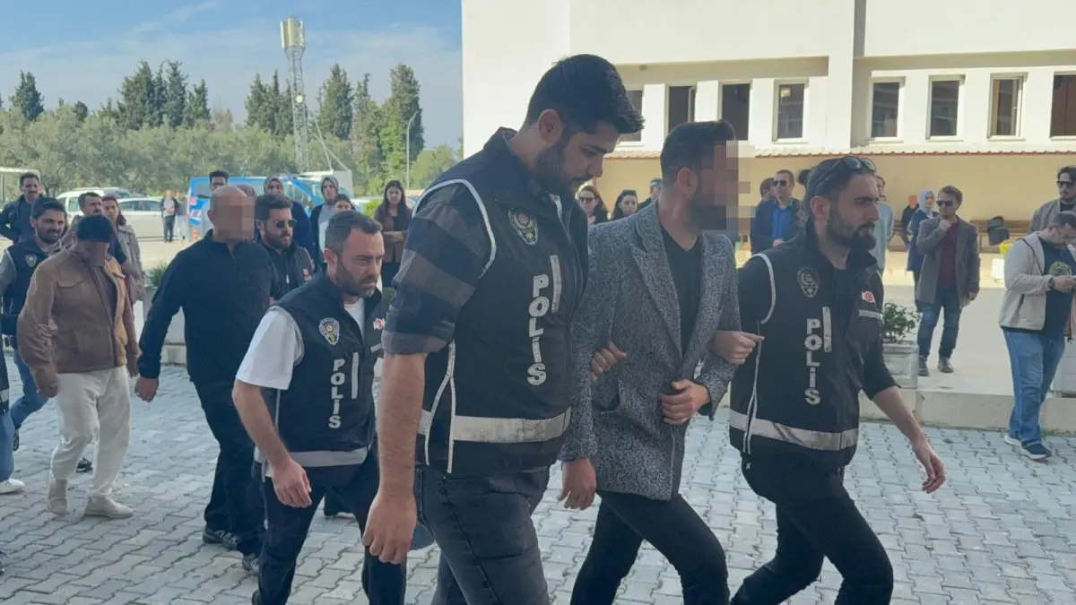 9 supheliden 1i tutuklandi 6rEEbaRV.jpg