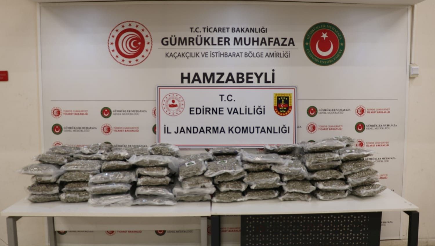 atlas suphelendi kamyondan kilolarca uyusturucu cikti H3dBv2rW.jpg