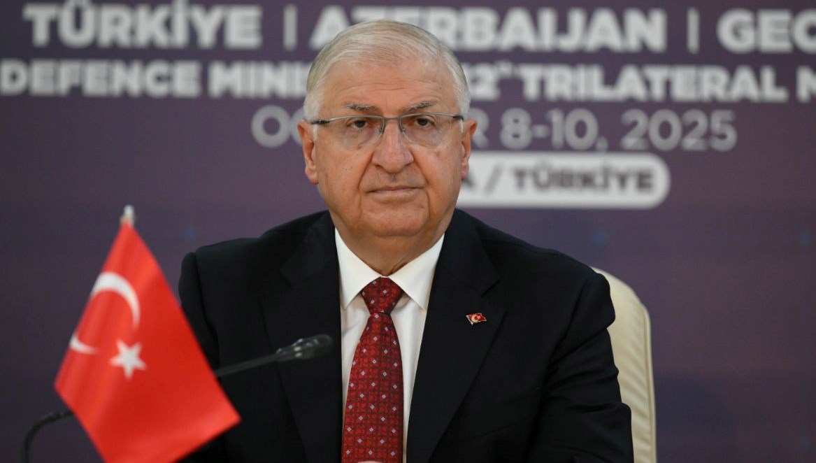 bakan gulerden sdg uyarisi pkk ve iltisakli tum gruplar silahlarini kosulsuz teslim etmeli QFPIqbss