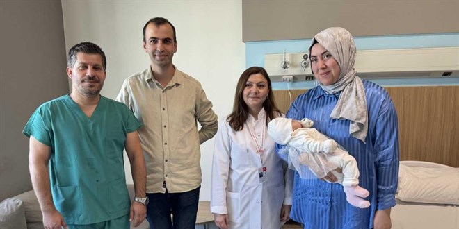 bebege kikirdak dokusundan iman tahtasi yapildi GPpntm7H.jpg