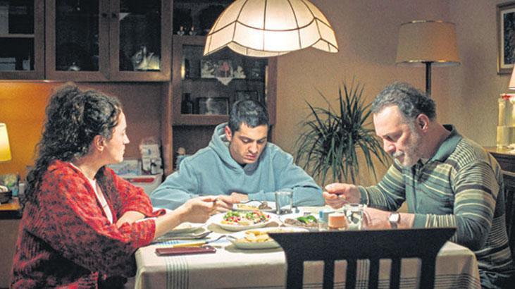 bir ailenin en zor sinavi NHL2G2a1.jpg