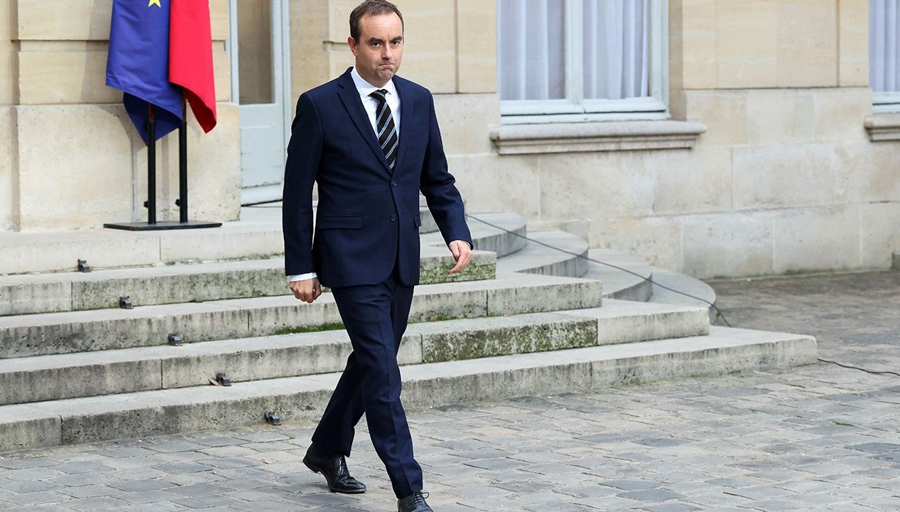 fransa lecornu bir haftada ikinci hukumeti kurdu Ddhi3S8w.jpg