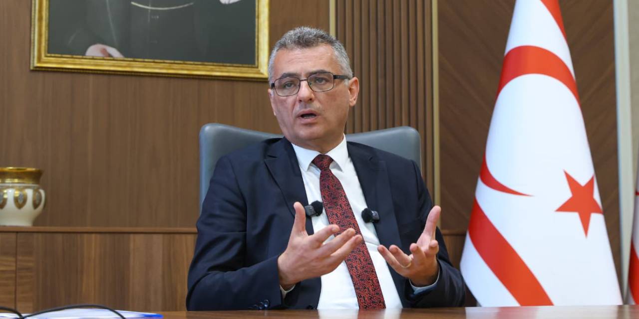 kktc cumhurbaskani erhurmandan cozum masasi aciklamasi masadan kacmam 4Tzq1iuh.jpg