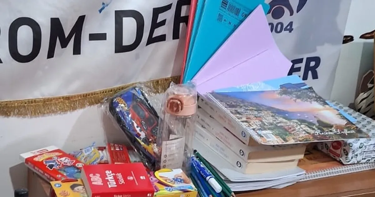 rom derden kesanda 100 ogrenciye kirtasiye ve giyim destegi ET6WQCP5.webp