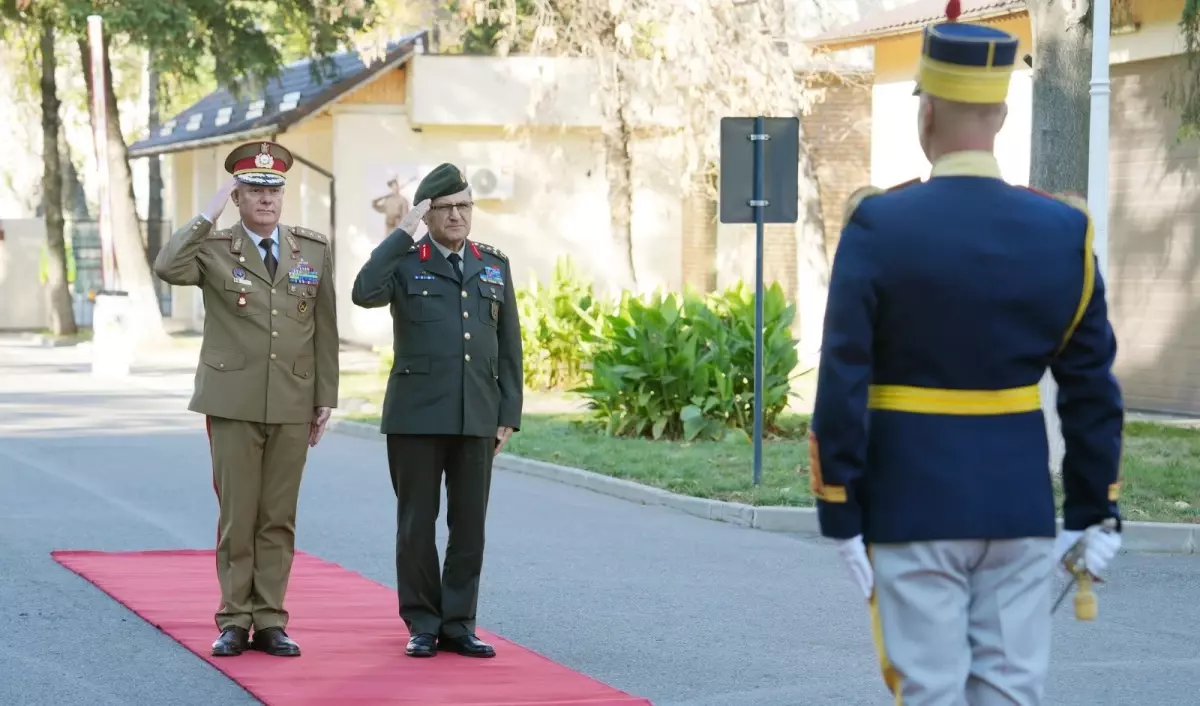 tokel romanyada askeri temaslarda bulundu 2ShxX2P2.jpg