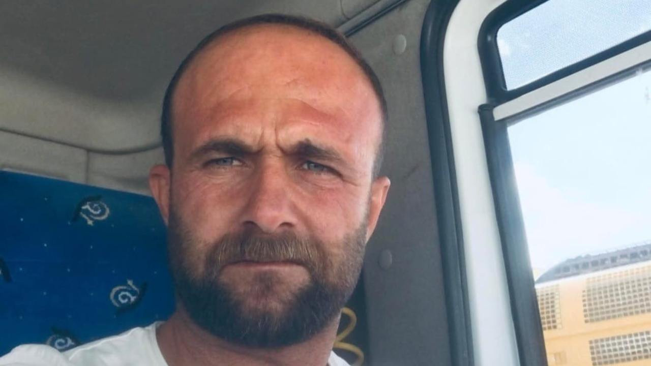 Mardin’de Trafik Kazası: Kamyon ile Tır Çarpıştı, Sürücü Hayatını Kaybetti