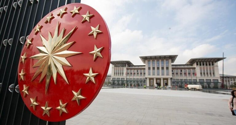 enflasyon-rakamlarini-ogrenen-akpli-isim-partisini-sandigi-isaret-ederek-uyardi-Zq7N6qCS