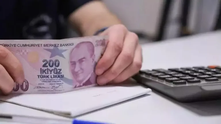 sgk-uzmani-acikladi-kurban-bayraminda-kim-ne-kadar-mesai-ucreti-alacak-uGlVLOvU
